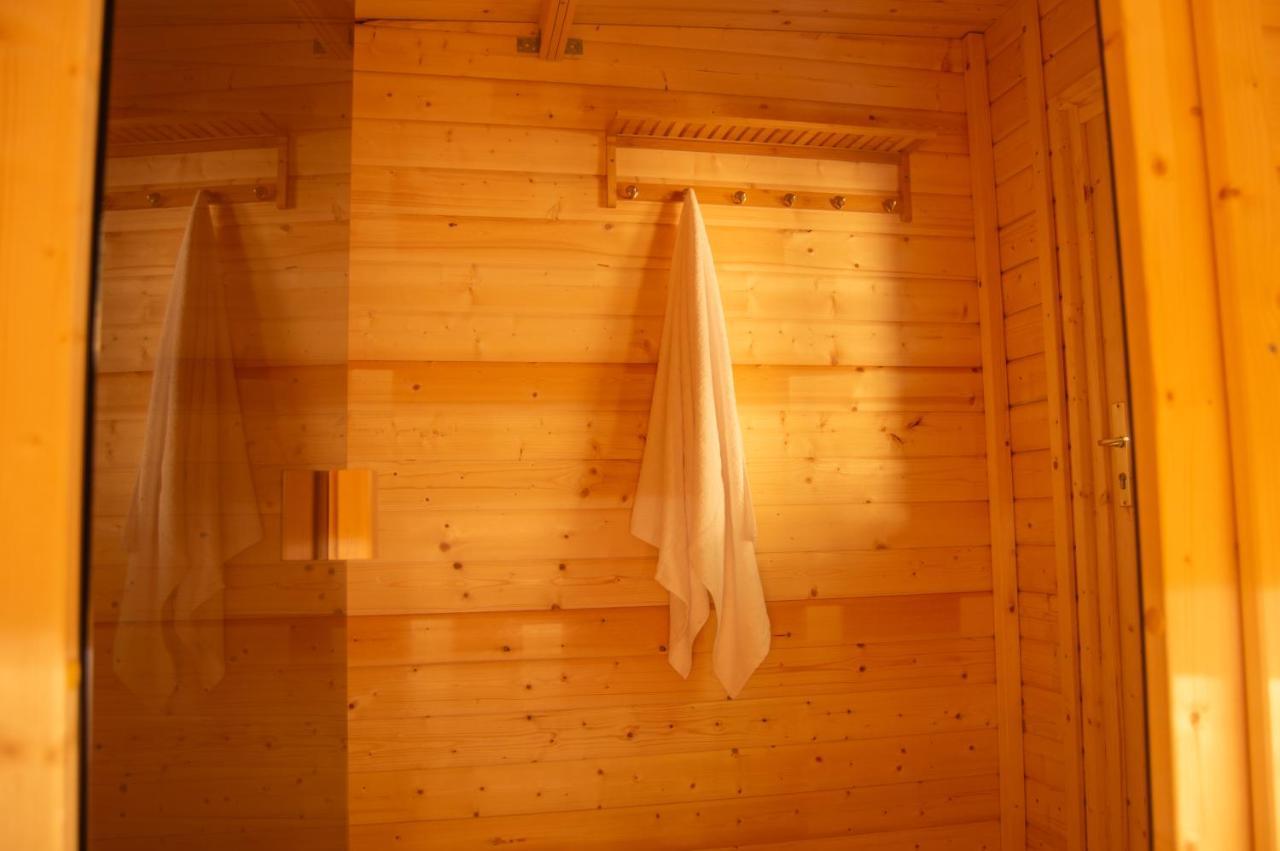 Wellnessoase Mitten In Triberg Triberg im Schwarzwald Eksteriør billede